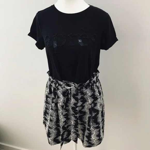 COUNTRY ROAD size 8/10 black and white shorts with tie belt and elastic waist - Picture 6 of 8